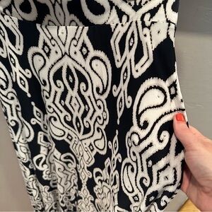 INC Black and White Poly Spandex Silver Studded Maxi Skirt EUC Size XS It#C72